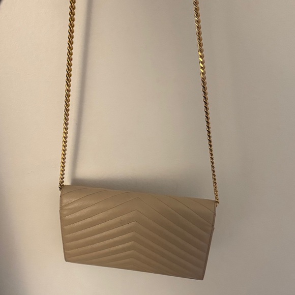 Saint Laurent Beige Quilted Leather Chain Wallet - Picture 11 of 13